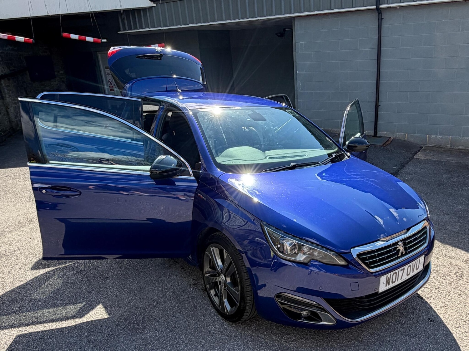 Used Peugeot 308 2017 for sale - 78099935: Photo 14