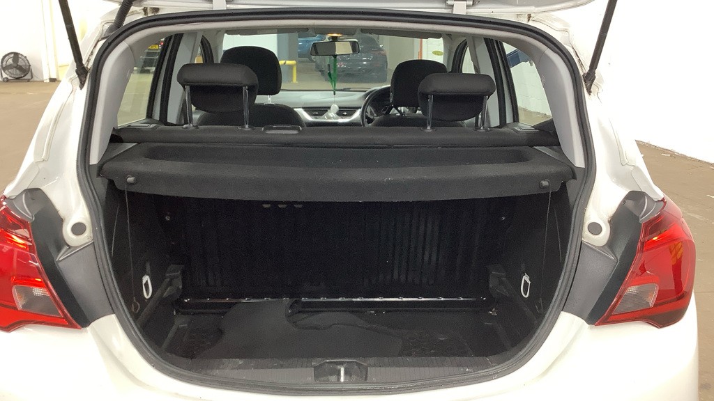 Used Vauxhall Corsa 2016 for sale - 78031701: Photo 7