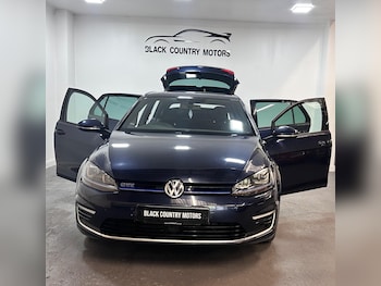 Used Volkswagen Golf 2015 for sale - 79181673: Photo