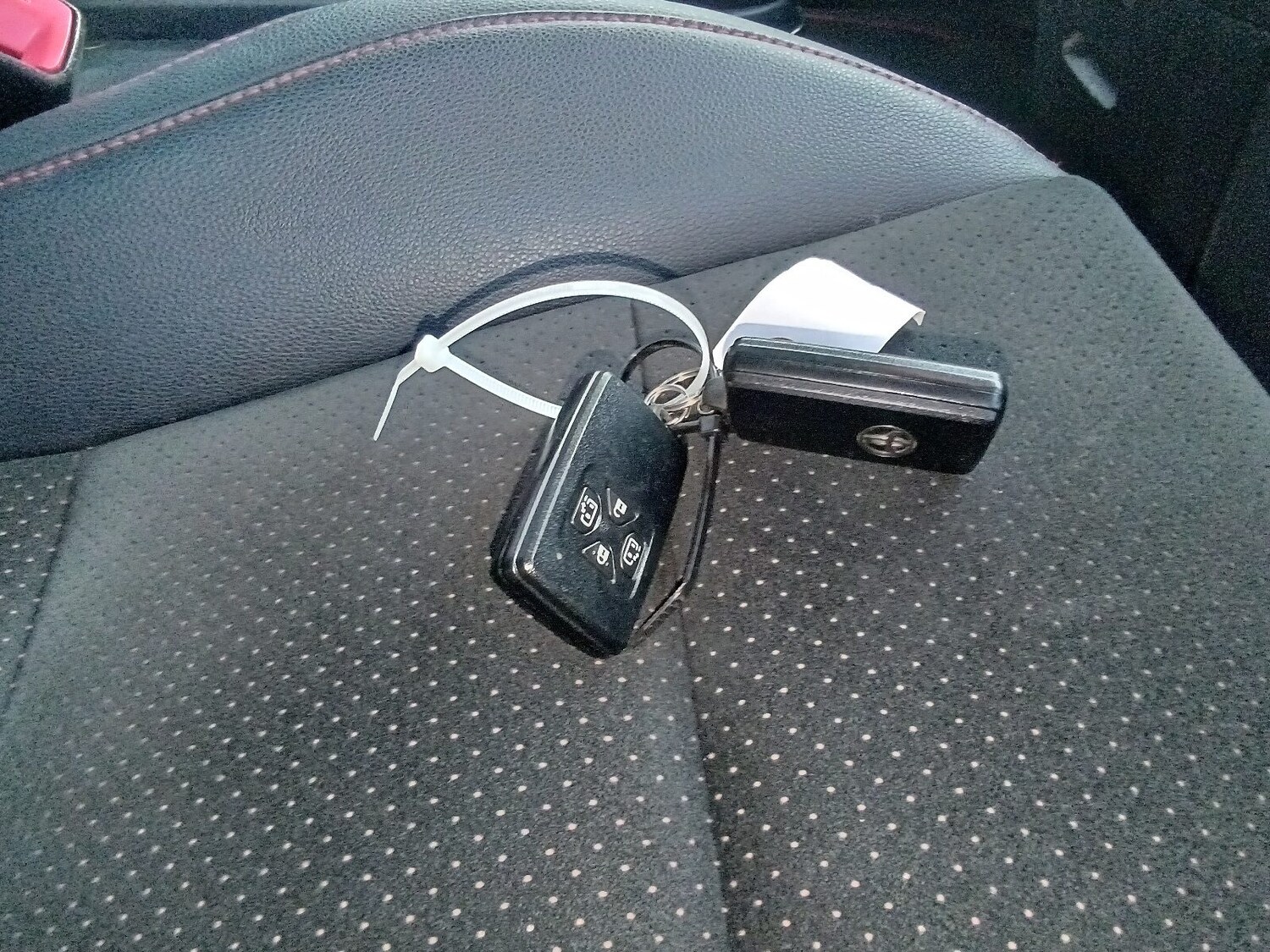 Used Toyota Alphard 2014 for sale - 77039080: Photo 14