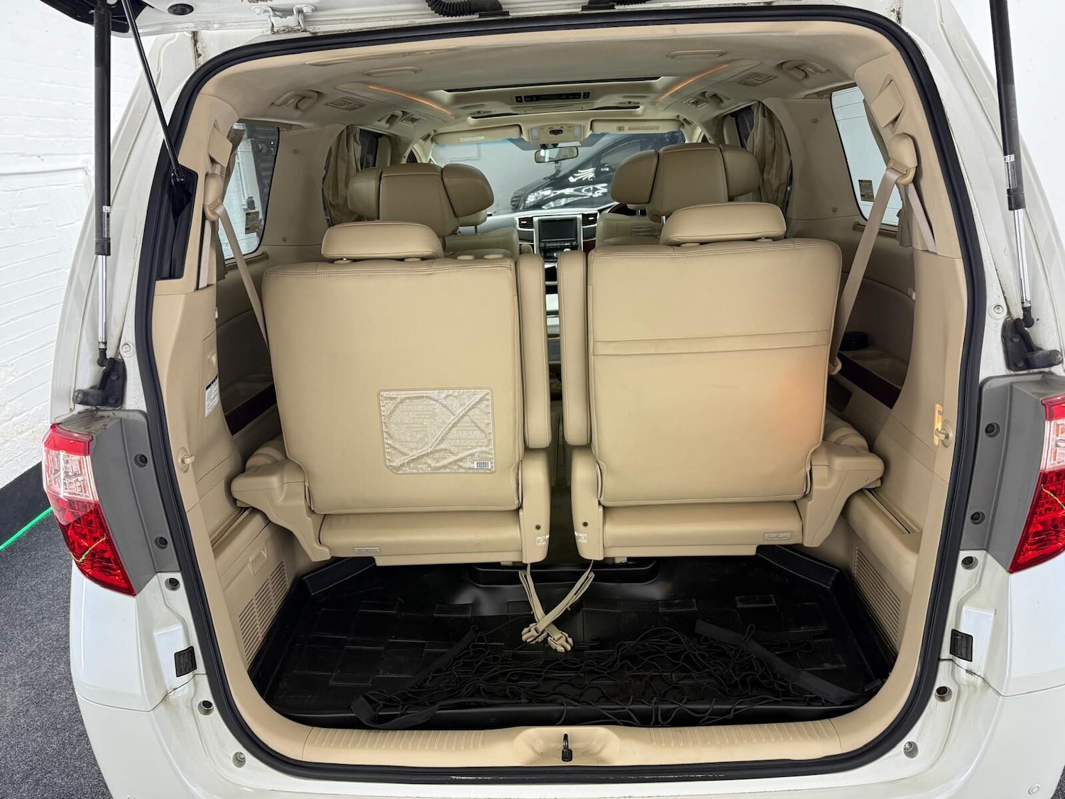 Used Toyota Alphard 2009 for sale - 77039018: Photo 15