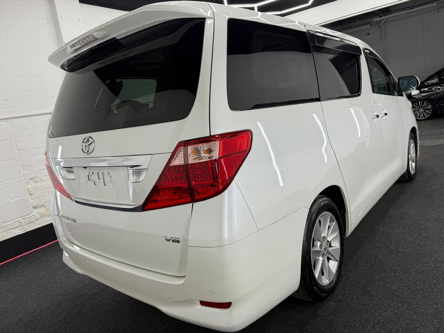 Used Toyota Alphard 2009 for sale - 77039018: Photo 5