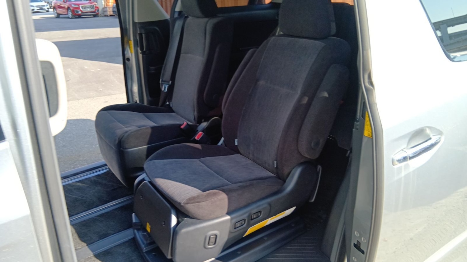 Used Toyota Alphard 2012 for sale - 77039065: Photo 13