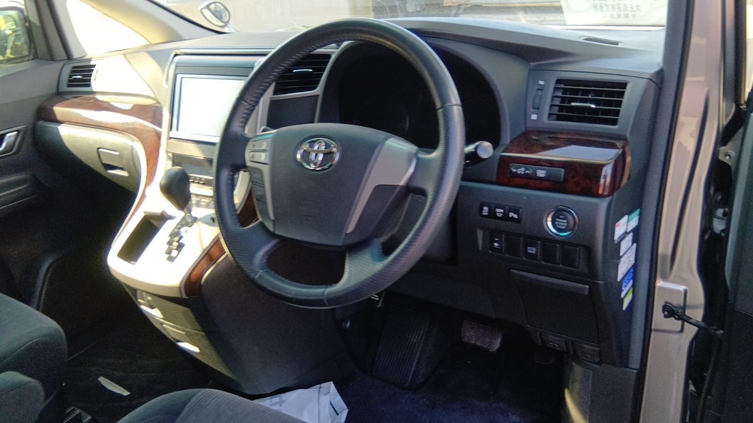 Used Toyota Alphard 2012 for sale - 77039065: Photo 24