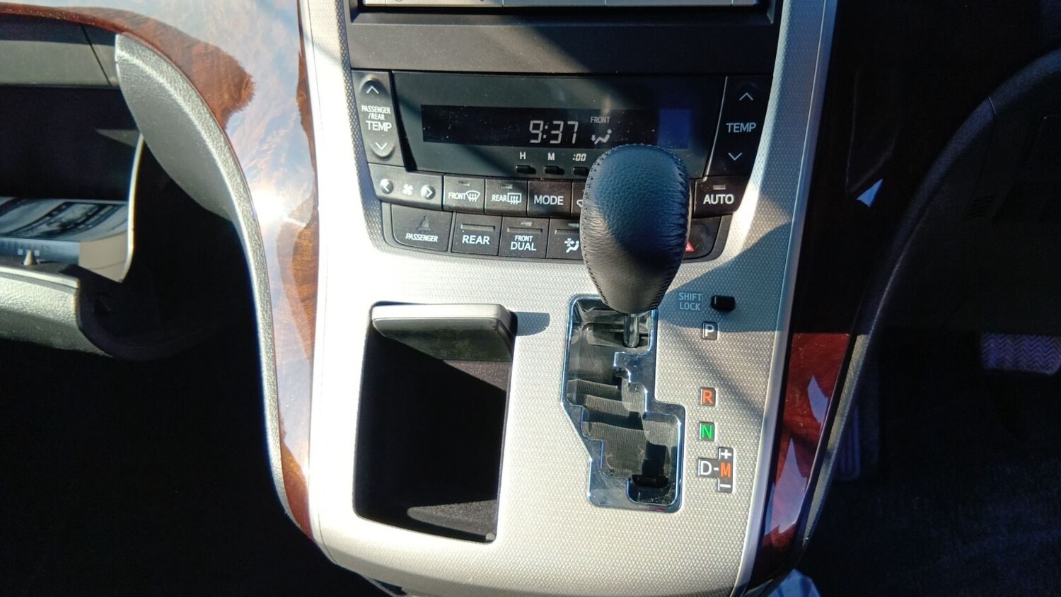 Used Toyota Alphard 2012 for sale - 77039065: Photo 27