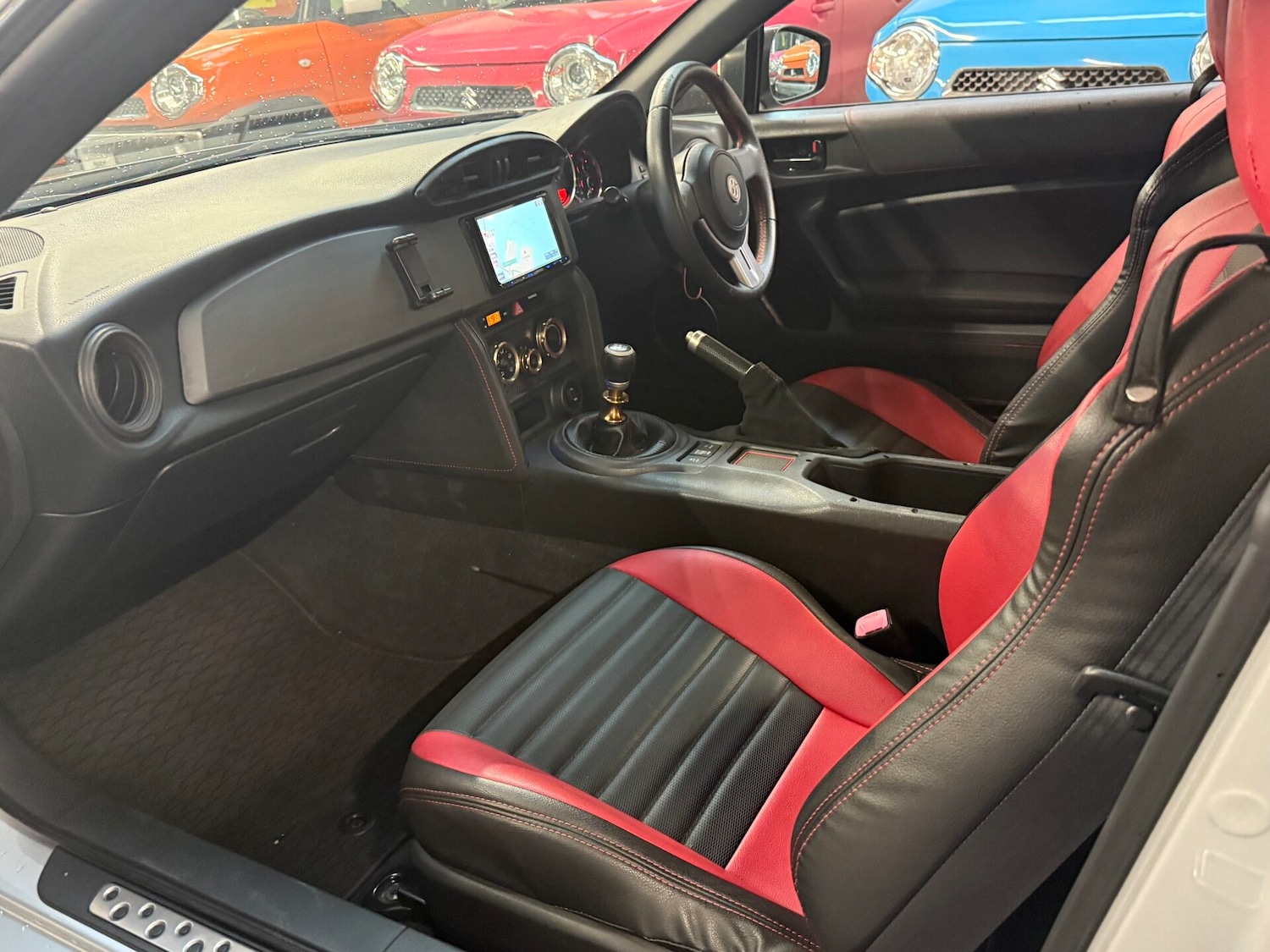 Used Toyota GT86 2012 for sale - 77039011: Photo 10