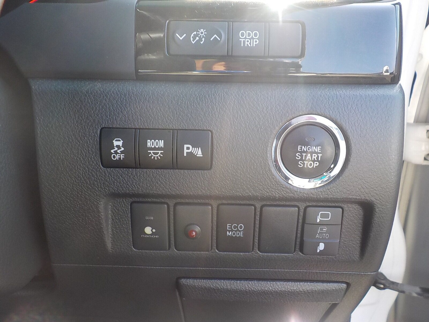 Used Toyota Vellfire 2013 for sale - 77039060: Photo 16