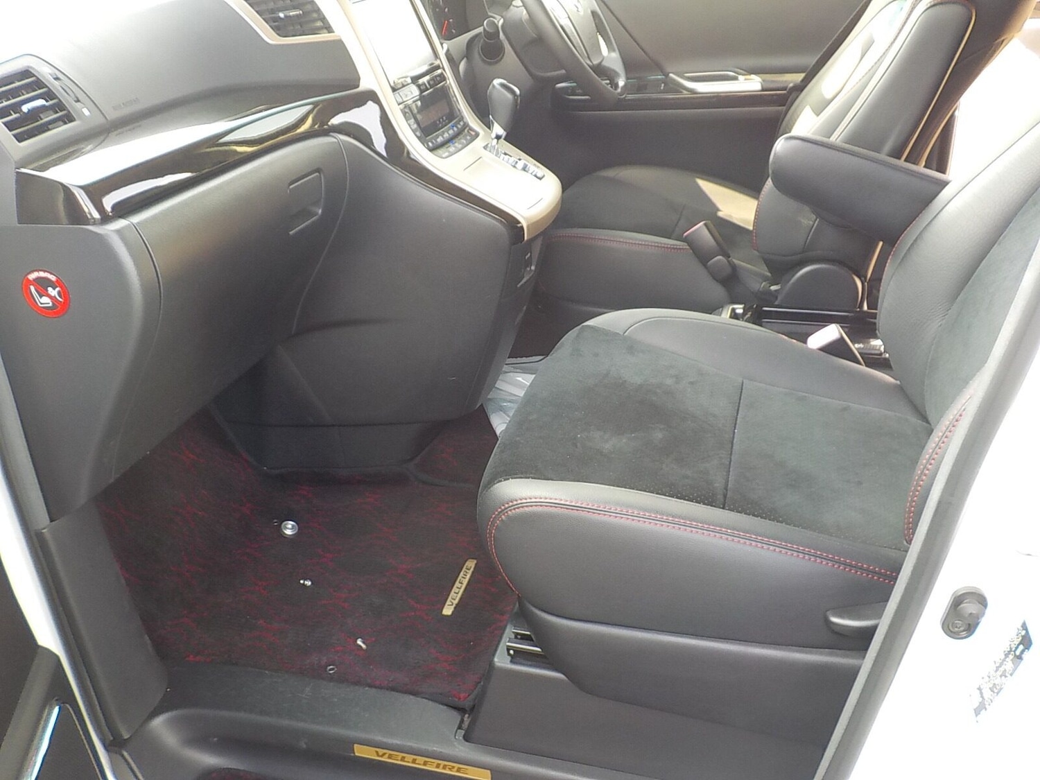 Used Toyota Vellfire 2013 for sale - 77039060: Photo 18