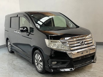 Used Honda Stepwagon 2014 for sale - 77039052: Photo