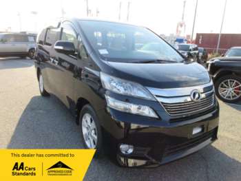 2013 (13) - 2.4 X + 8 Seats 5-Door