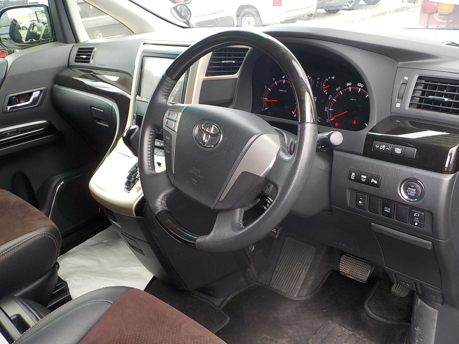 Used Toyota Alphard 2013 for sale - 77039035: Photo 11