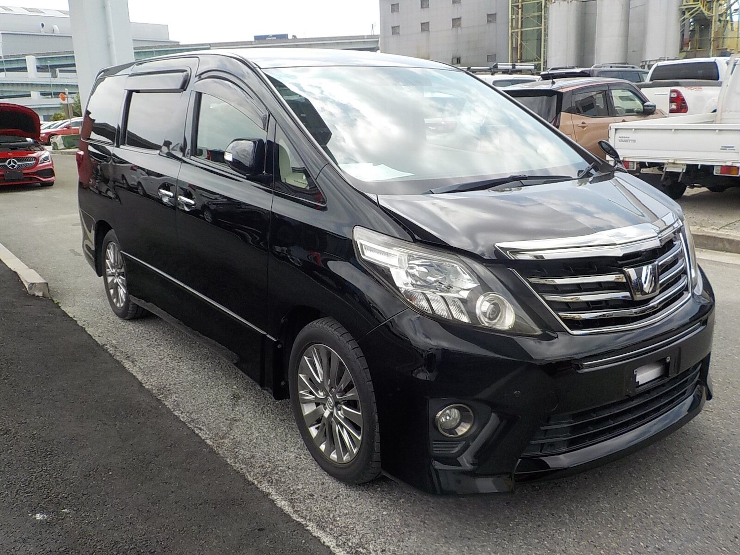 Used Toyota Alphard 2013 for sale - 77039035: Photo 2