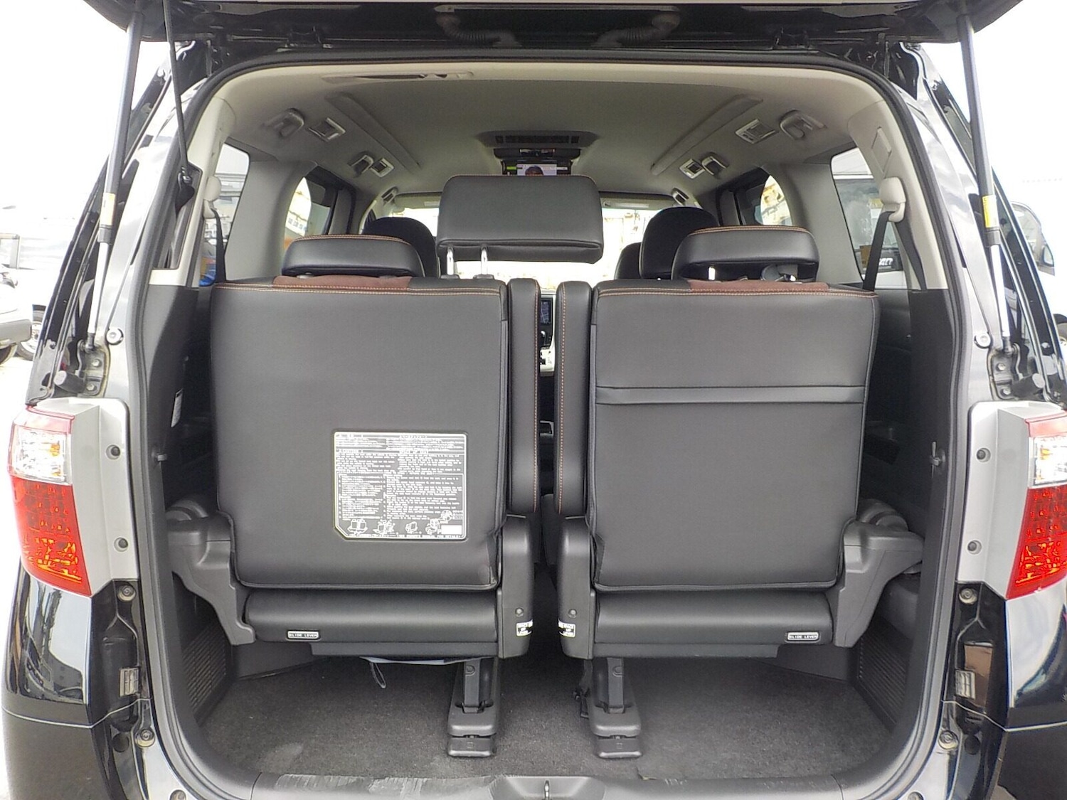 Used Toyota Alphard 2013 for sale - 77039035: Photo 26