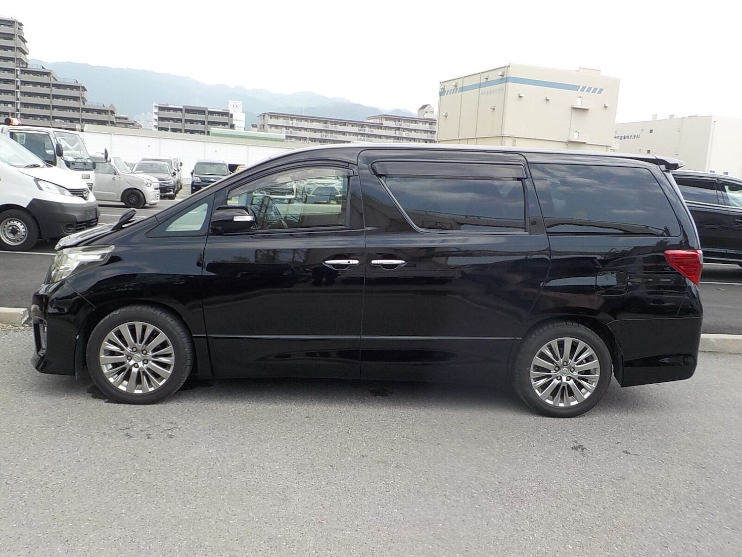 Used Toyota Alphard 2013 for sale - 77039035: Photo 7