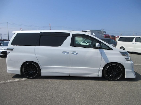 Used Toyota Vellfire 2013 for sale - 74825464: Photo 16