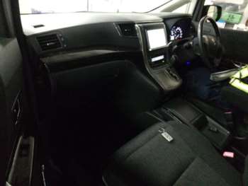 Used Toyota Vellfire 2013 for sale - 74825464: Photo