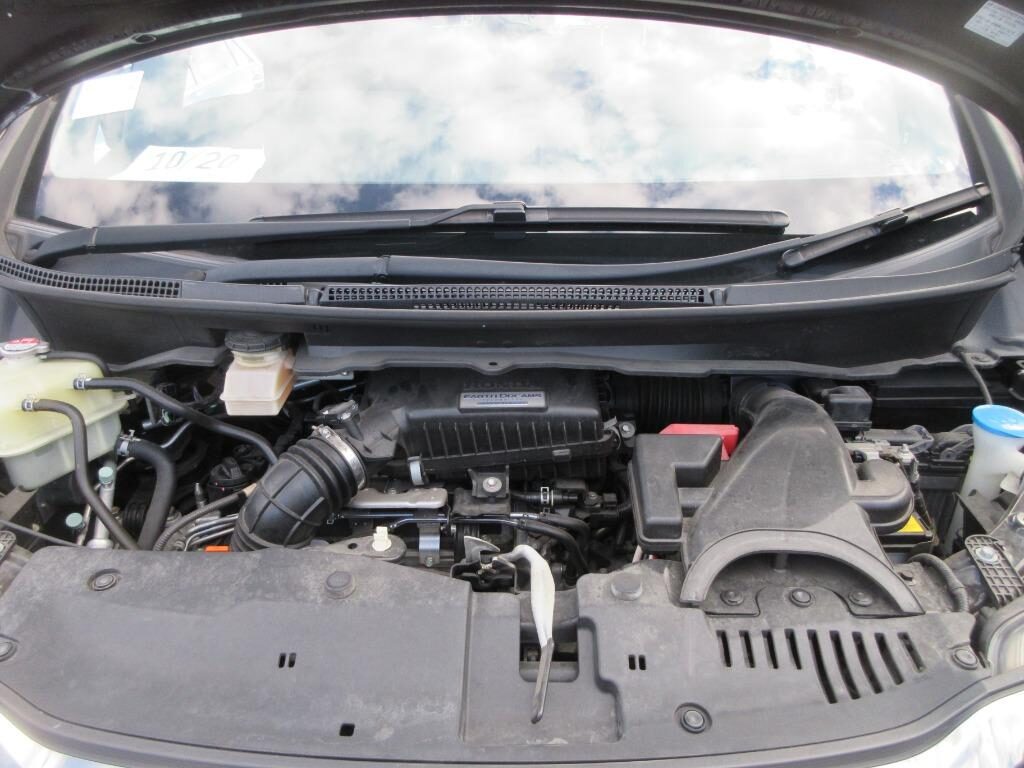 Used Honda Stepwagon 2015 for sale - 77039075: Photo 24