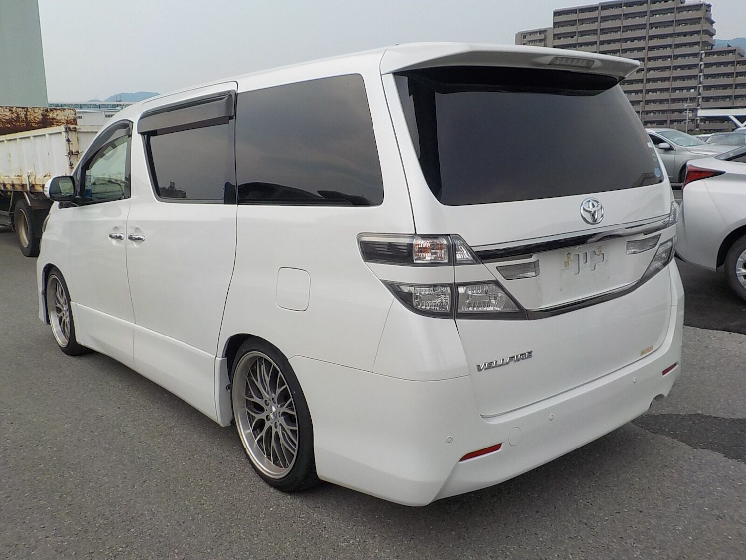 Used Toyota Vellfire 2013 for sale - 77039048: Photo 5
