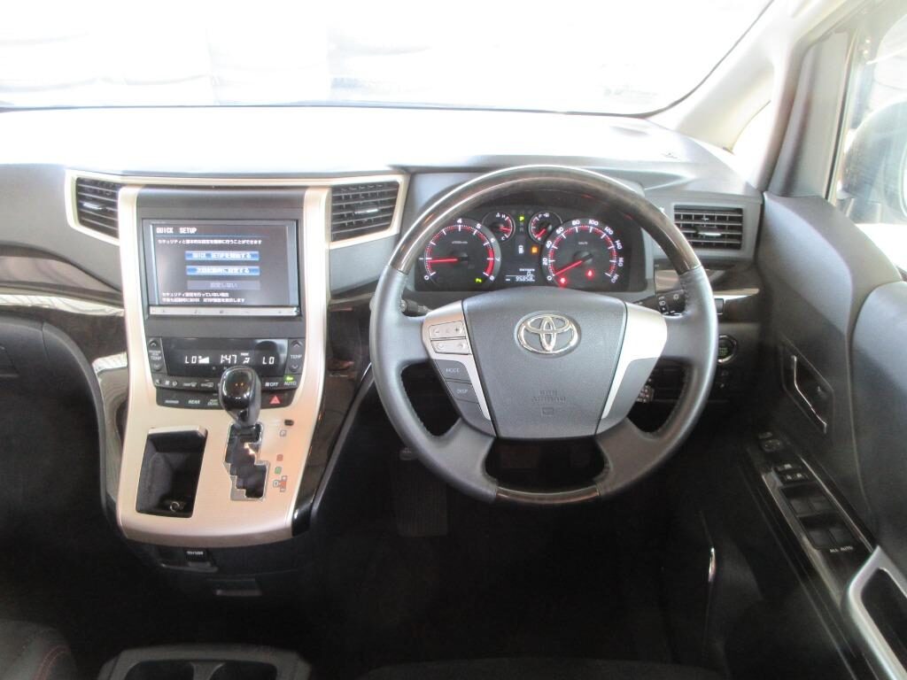 Used Toyota Vellfire 2013 for sale - 77039077: Photo 12