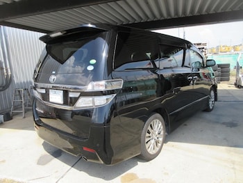 Used Toyota Vellfire 2013 for sale - 77039077: Photo