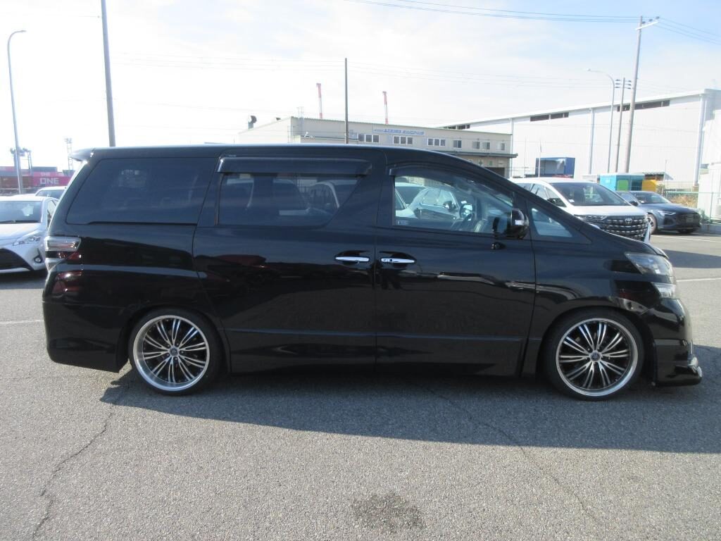 Used Toyota Vellfire 2009 for sale - 77541478: Photo 3