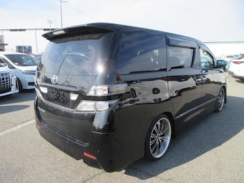 Used Toyota Vellfire 2009 for sale - 77541478: Photo