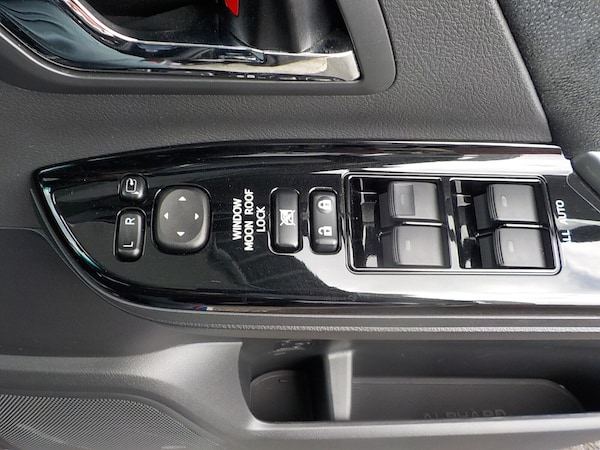 Used Toyota Alphard 2013 for sale - 75425475: Photo 18