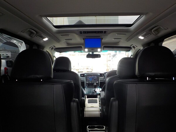 Used Toyota Alphard 2013 for sale - 75425475: Photo 33