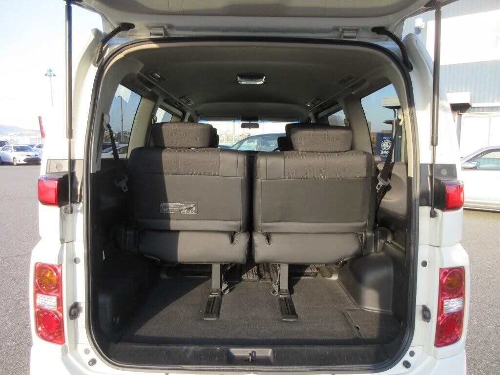 Used Nissan Elgrand 2007 for sale - 77039036: Photo 14