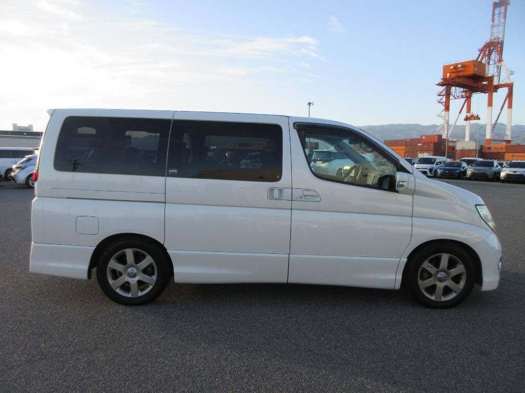Used Nissan Elgrand 2007 for sale - 77039036: Photo 3
