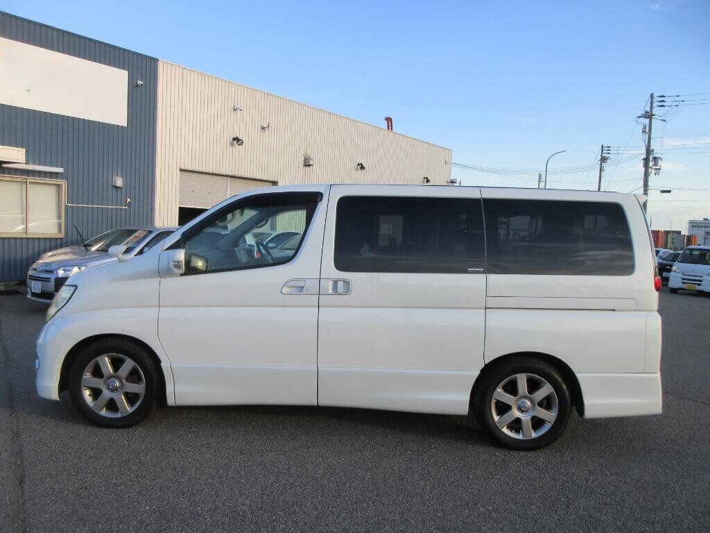 Used Nissan Elgrand 2007 for sale - 77039036: Photo 7