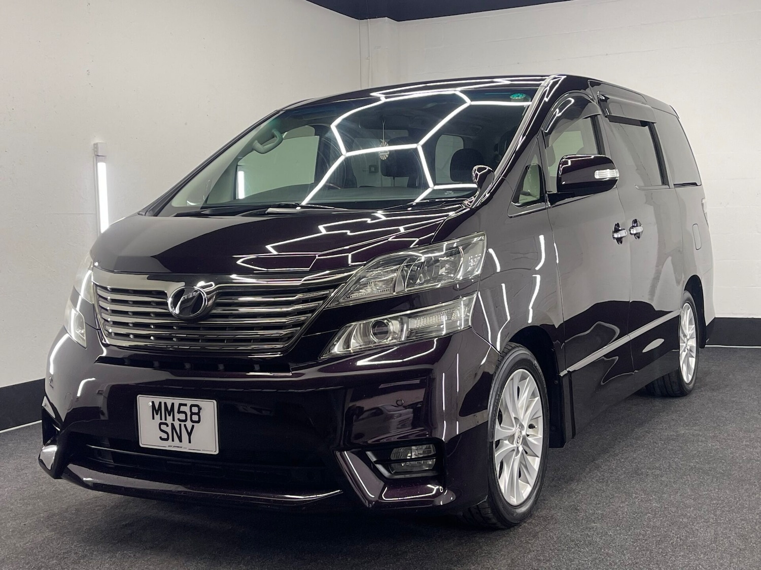 Used Toyota Vellfire 2022 for sale - 77039074: Photo 6