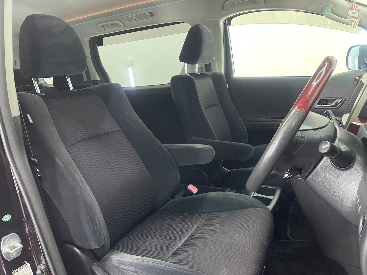 Used Toyota Vellfire 2008 for sale - 76412149: Photo 15