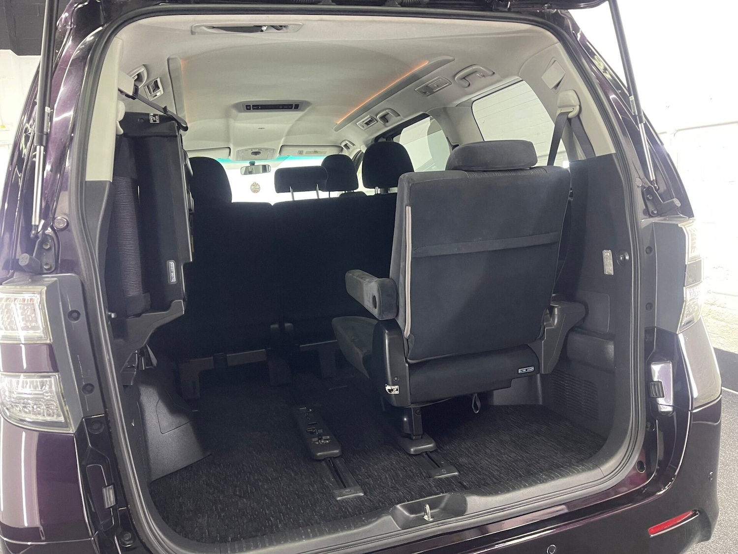 Used Toyota Vellfire 2008 for sale - 76412149: Photo 18