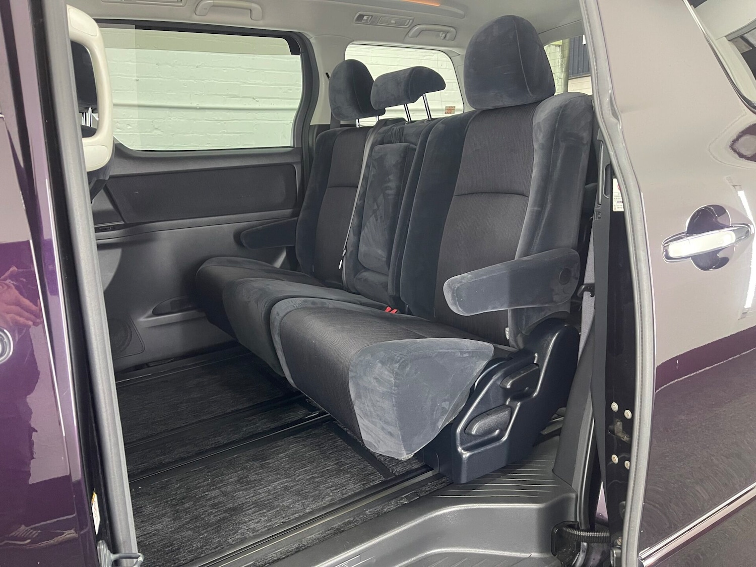 Used Toyota Vellfire 2008 for sale - 76412149: Photo 19