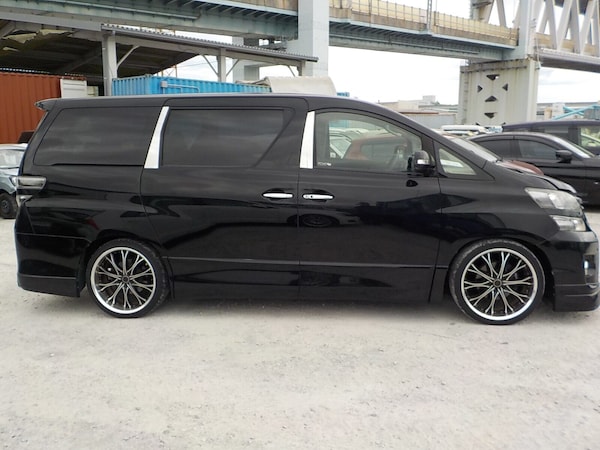 Used Toyota Vellfire 2015 for sale - 75426595: Photo 3