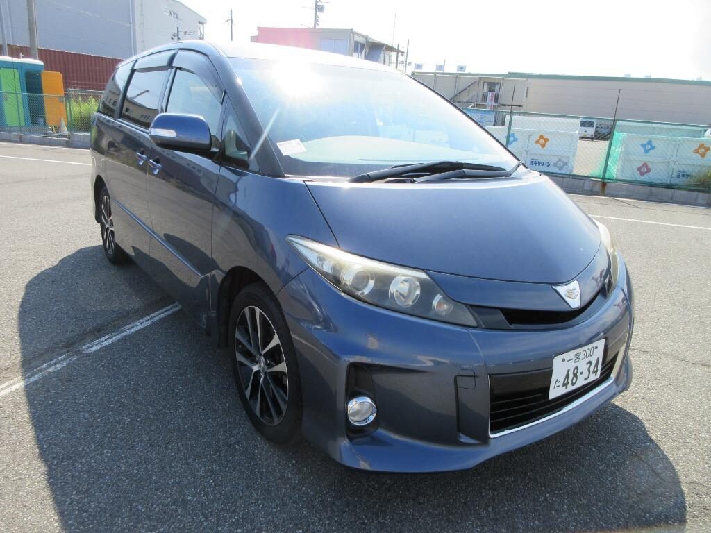 Used Toyota Estima 2013 for sale - 77039085: Photo 2