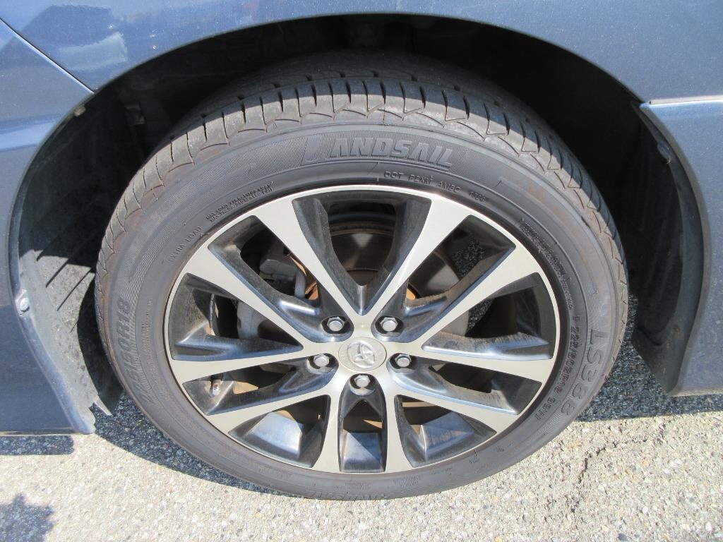 Used Toyota Estima 2013 for sale - 77039085: Photo 26