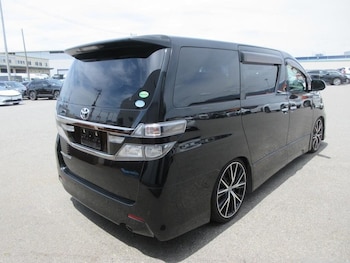 Used Toyota Vellfire 2013 for sale - 78801281: Photo