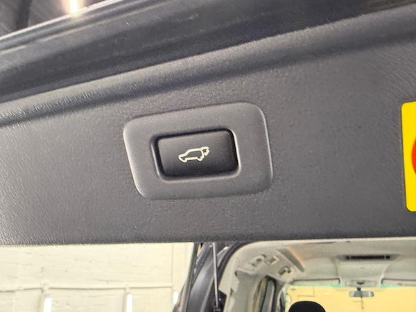Used Toyota Vellfire 2010 for sale - 74825318: Photo 16