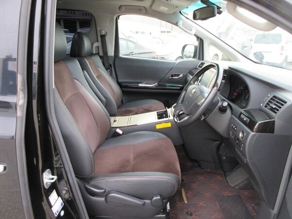 Used Toyota Alphard 2013 for sale - 73850054: Photo 9