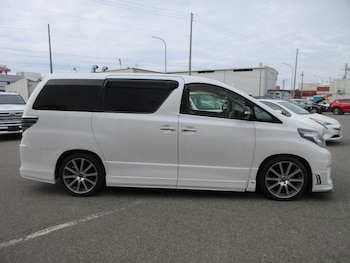 Used Toyota Alphard 2013 for sale - 77039016: Photo