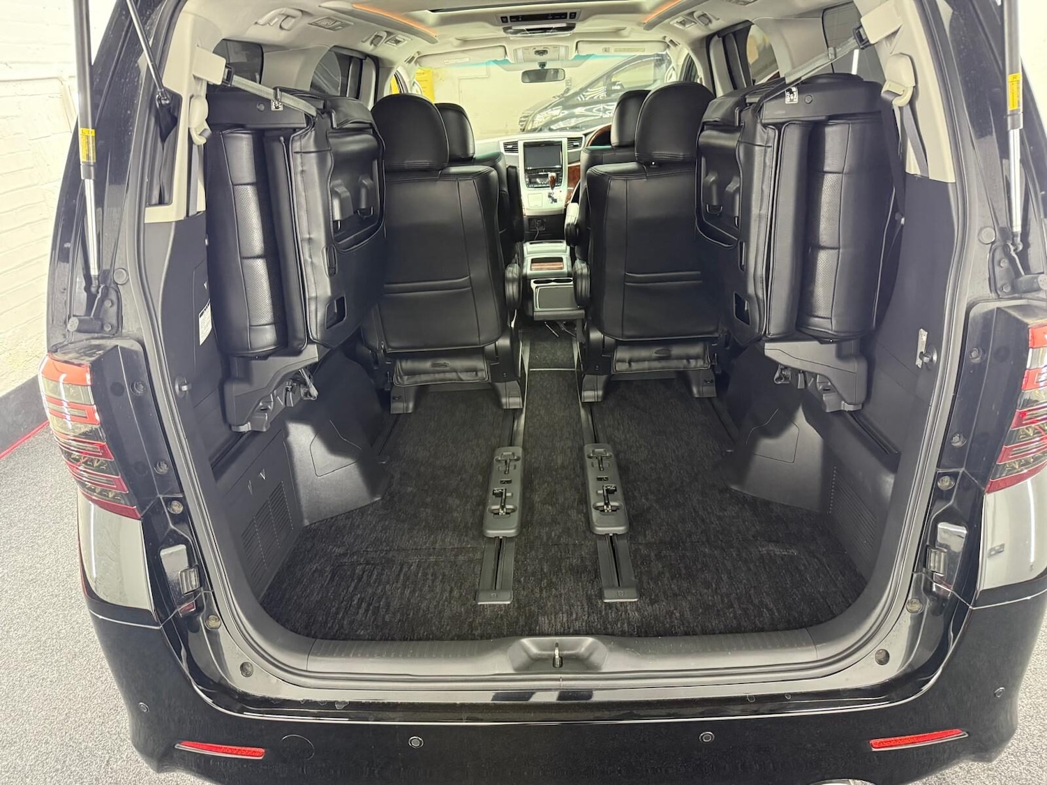 Used Toyota Alphard 2025 for sale - 77039030: Photo 13