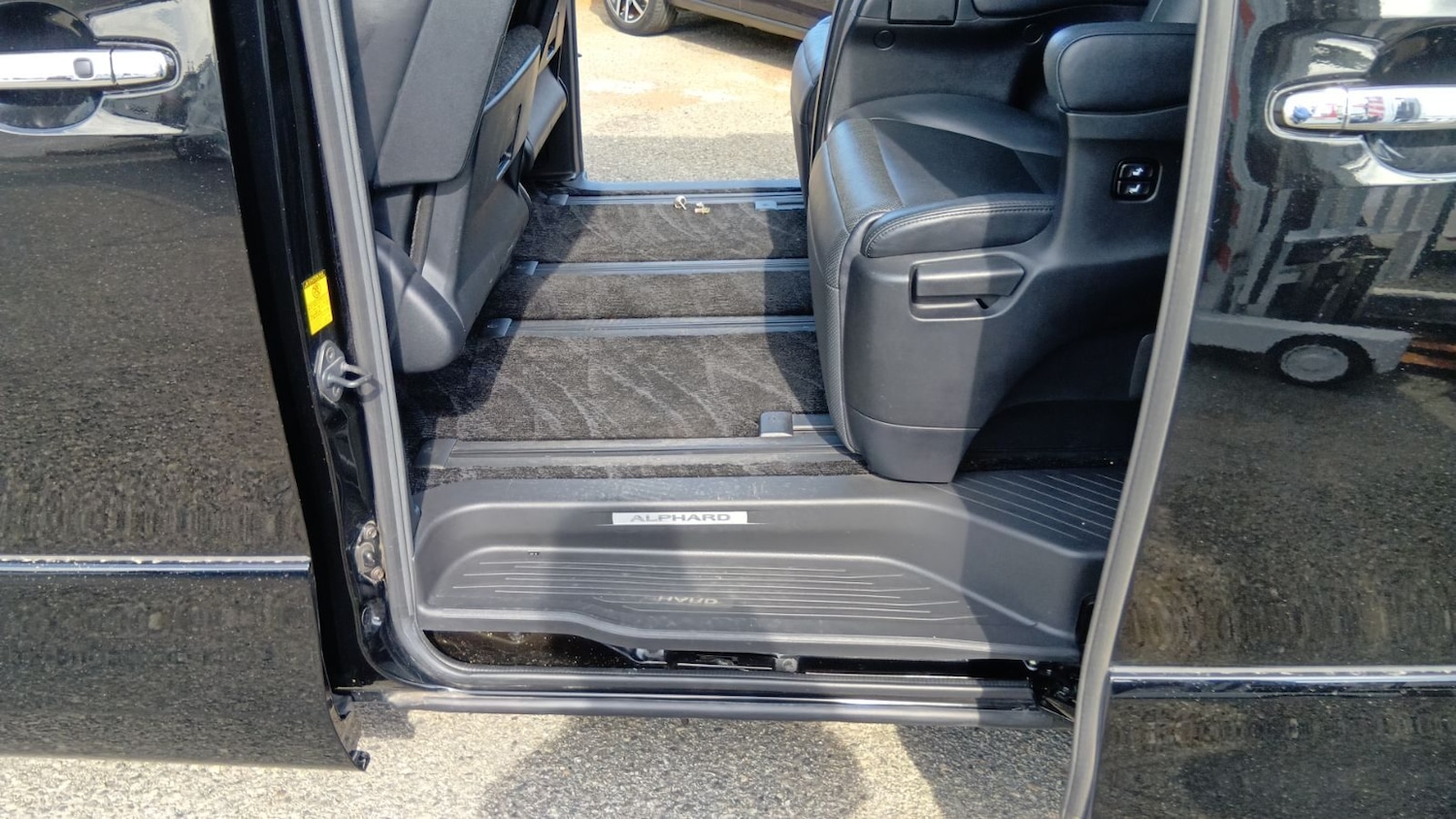 Used Toyota Alphard 2012 for sale - 77039083: Photo 17