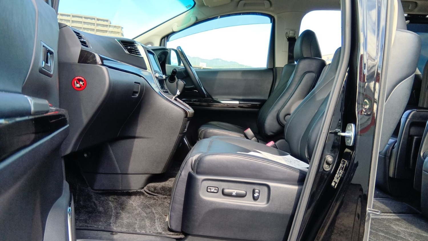 Used Toyota Alphard 2012 for sale - 77039083: Photo 18