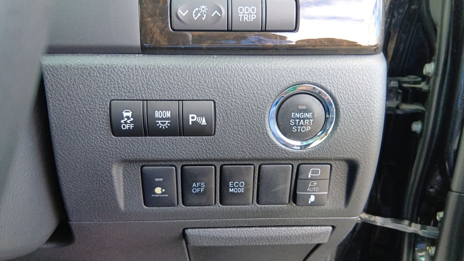 Used Toyota Alphard 2012 for sale - 77039083: Photo 25