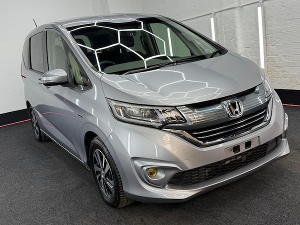 Used Honda Freed 2017 for sale - 74825379: Photo 2