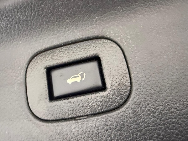 Used Nissan Elgrand 2018 for sale - 73850035: Photo 9