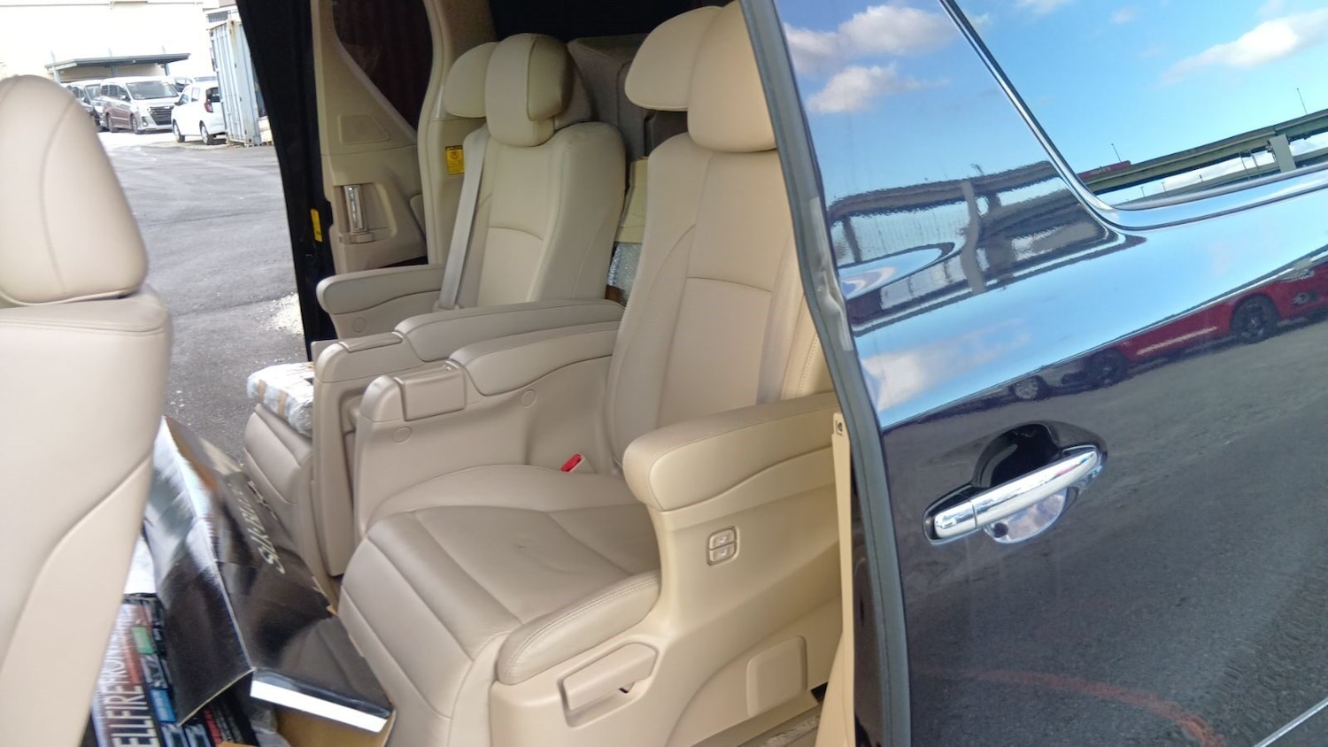 Used Toyota Vellfire 2011 for sale - 77039053: Photo 14