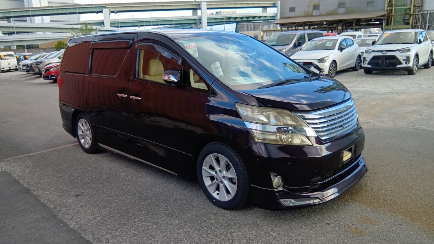 Used Toyota Vellfire 2011 for sale - 77039053: Photo 2